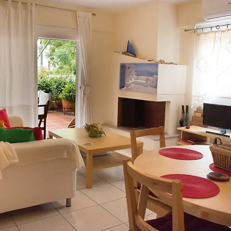 公寓 Cozy Maisonette 卡梅纳维洛拉