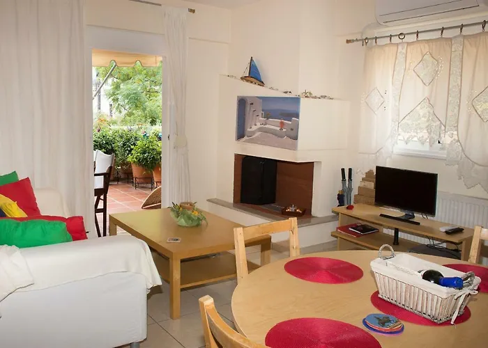 Cozy Maisonette Διαμέρισμα Καμένα Βούρλα