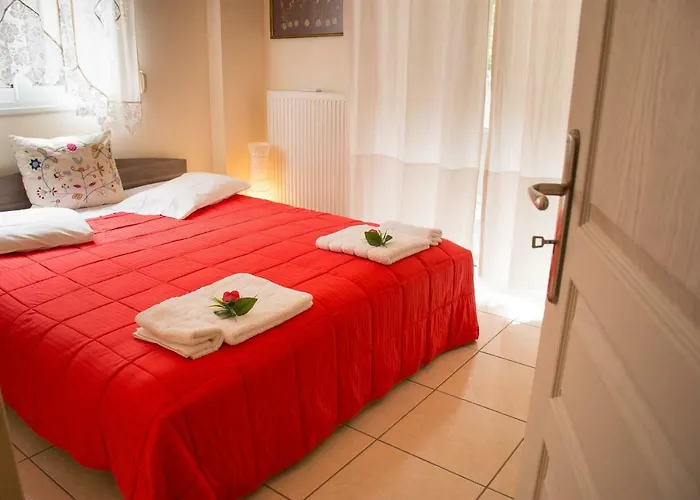 Cozy Maisonette * Καμένα Βούρλα