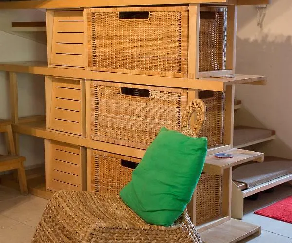 Cozy Maisonette Καμένα Βούρλα