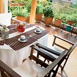 Cozy Maisonette * Kamena Vourla