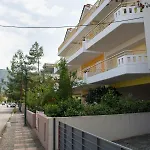 Cozy Maisonette Apartment Kamena Vourla