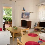 Cozy Maisonette Apartment Kamena Vourla