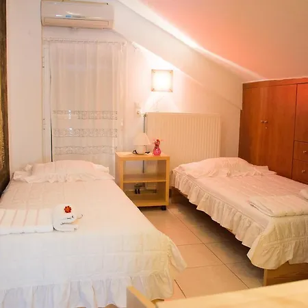 Cozy Maisonette * Καμένα Βούρλα